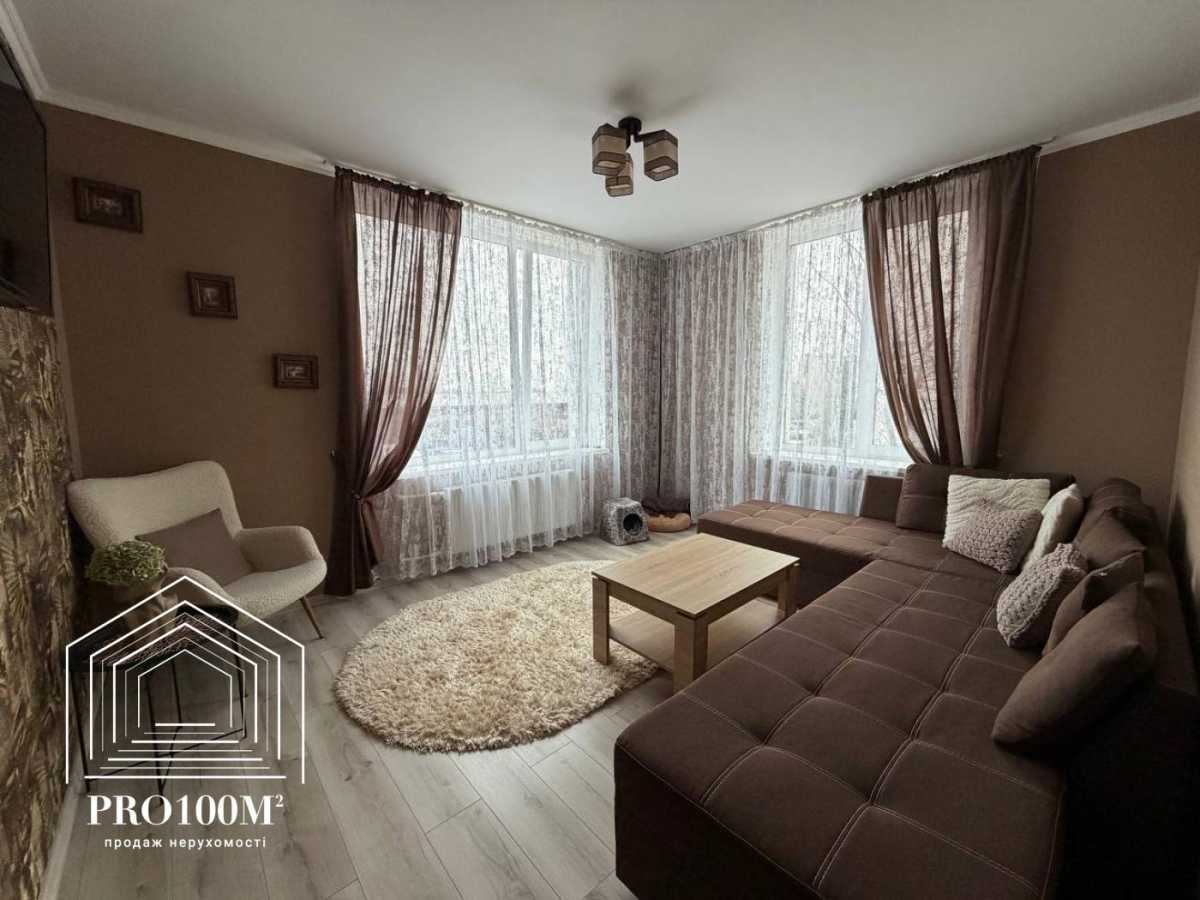 Продажа 3-комнатной квартиры 91.5 м², Михаила Величко ул., 1А