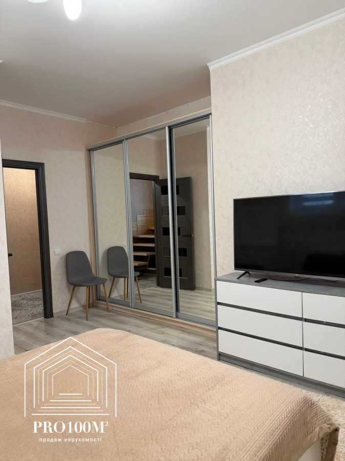Продажа 3-комнатной квартиры 91.5 м², Михаила Величко ул., 1А
