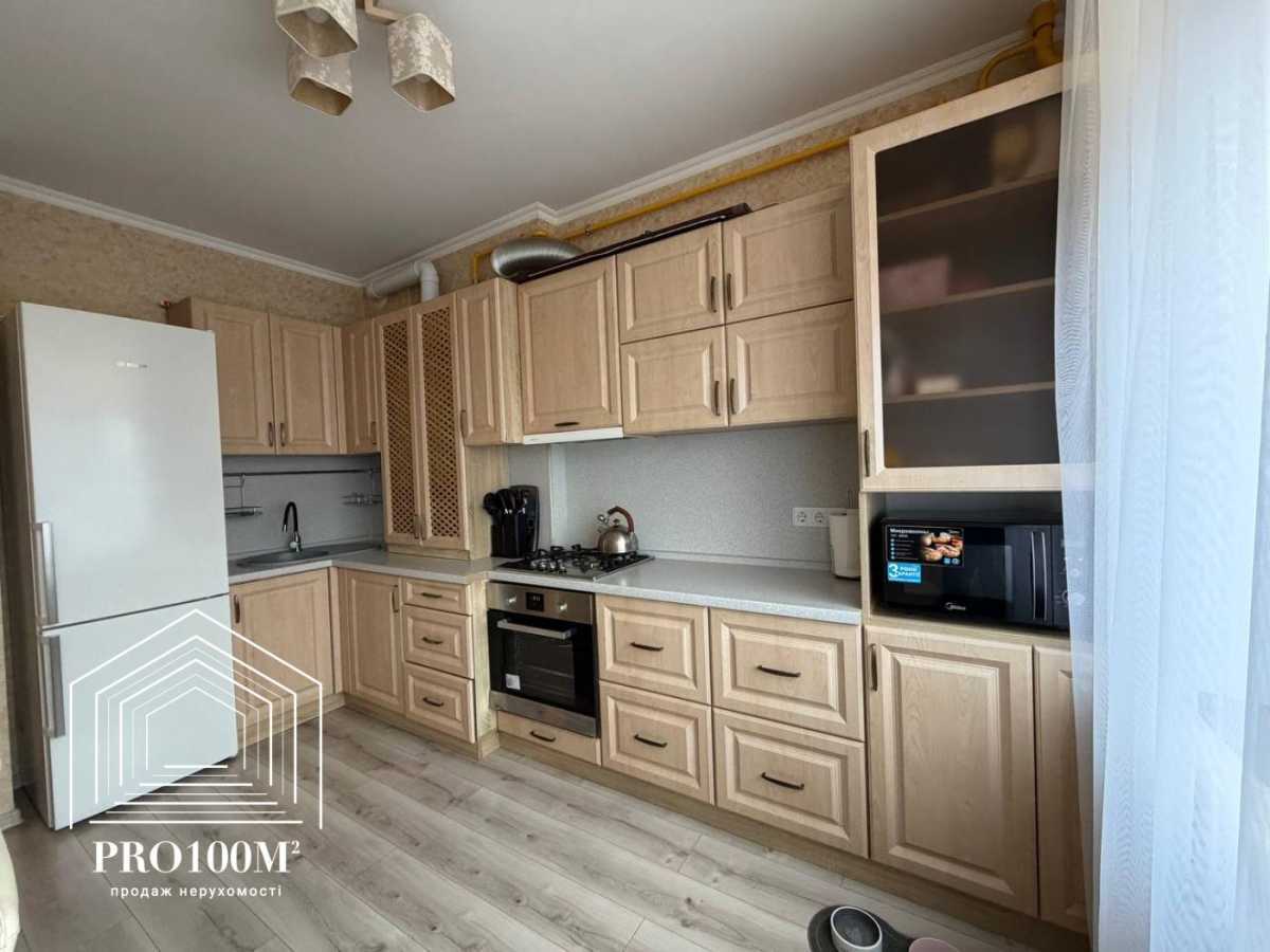 Продажа 3-комнатной квартиры 91.5 м², Михаила Величко ул., 1А
