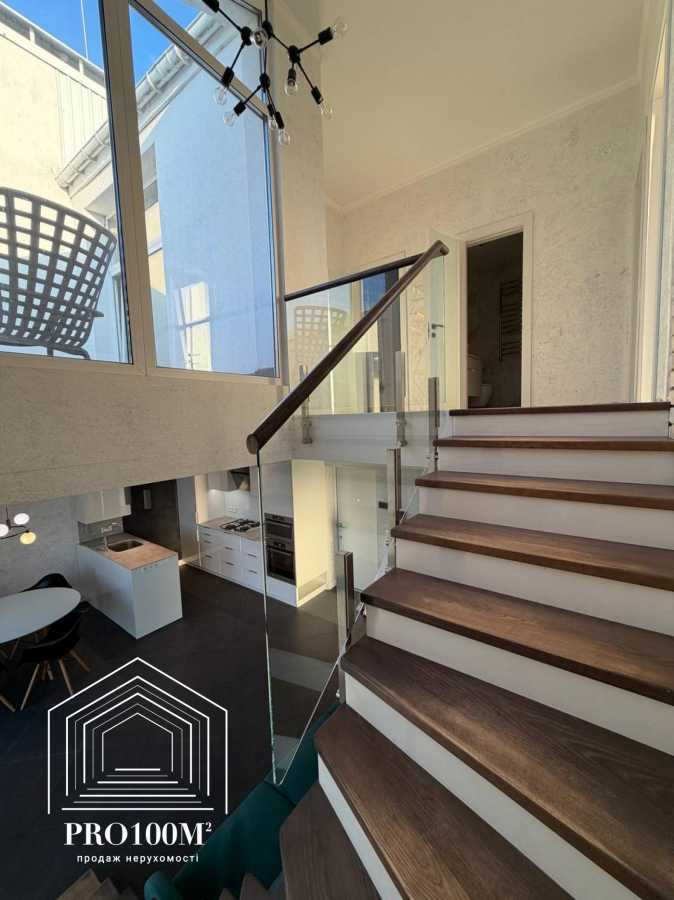 Продажа 4-комнатной квартиры 113 м², Михаила Величко ул., 14Б