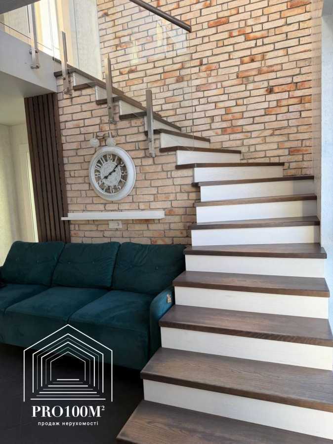 Продажа 4-комнатной квартиры 113 м², Михаила Величко ул., 14Б