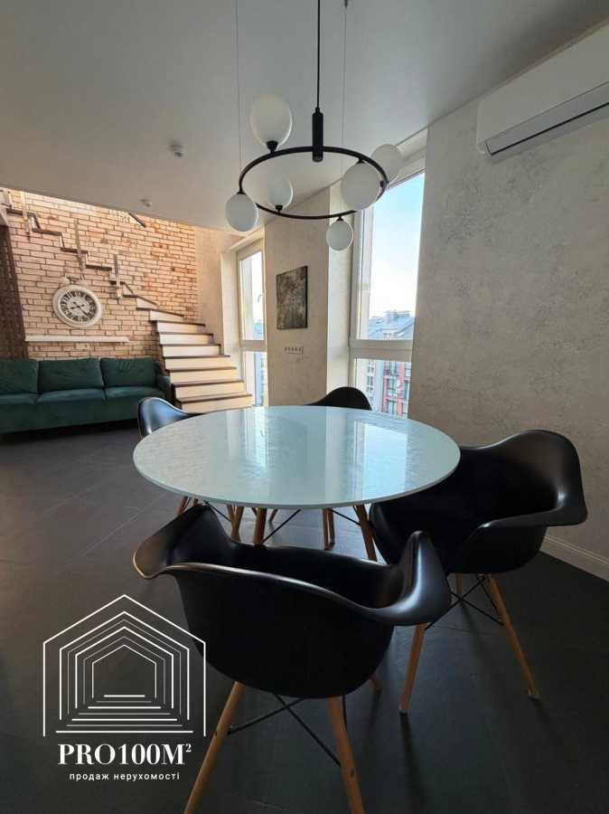 Продажа 4-комнатной квартиры 113 м², Михаила Величко ул., 14Б