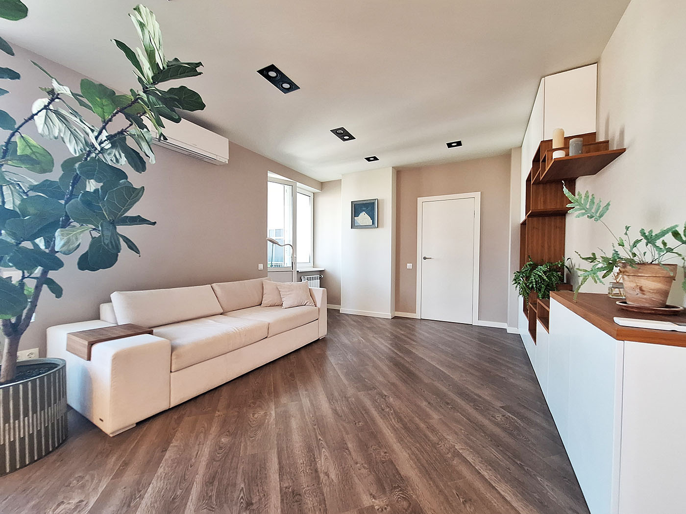 Продажа 2-комнатной квартиры 74 м², Осенняя ул., 33