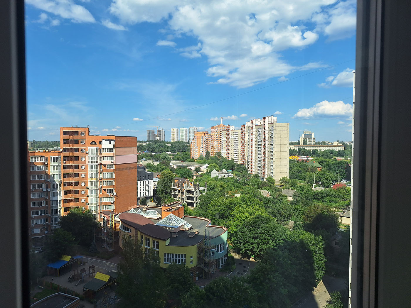 Продажа 2-комнатной квартиры 74 м², Осенняя ул., 33