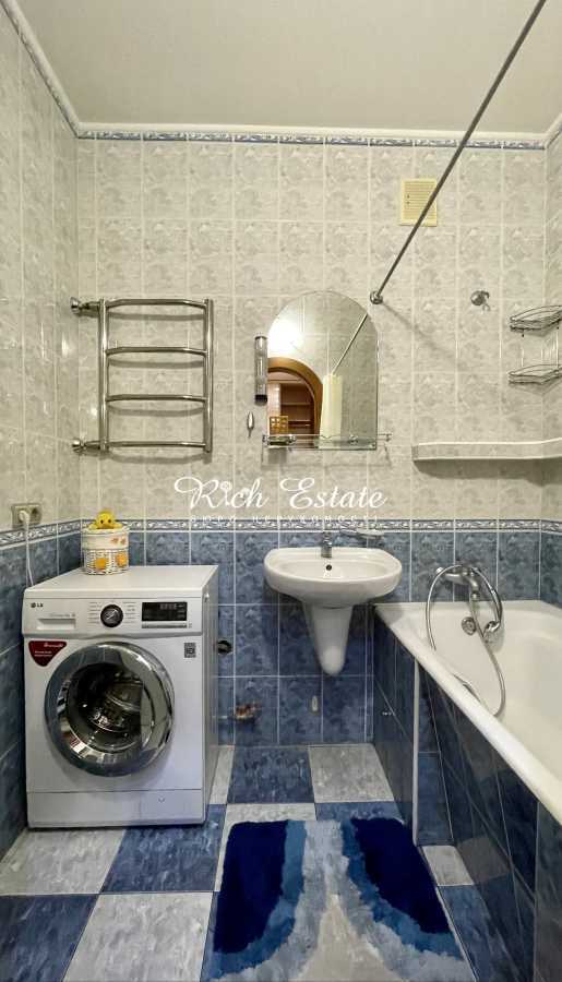Оренда 2-кімнатної квартири 65 м², Дружби Народів бул., 7