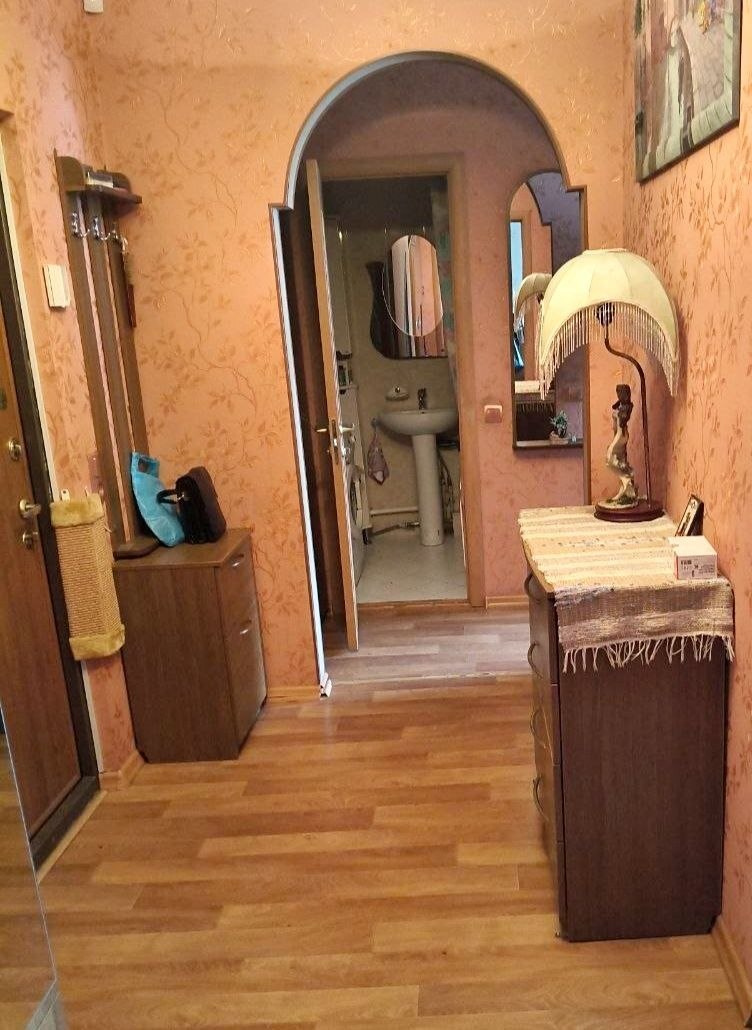 Продаж 2-кімнатної квартири 50 м², Академіка Корольова вул.