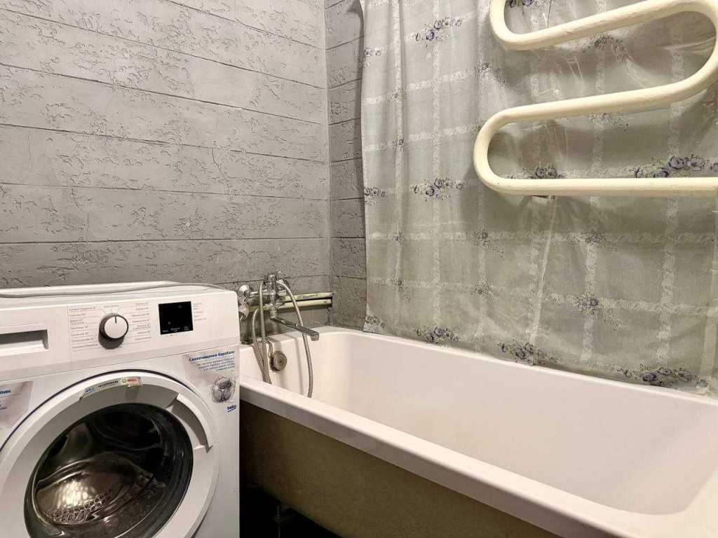 Продажа 1-комнатной квартиры 30.7 м², Берестейский, 98