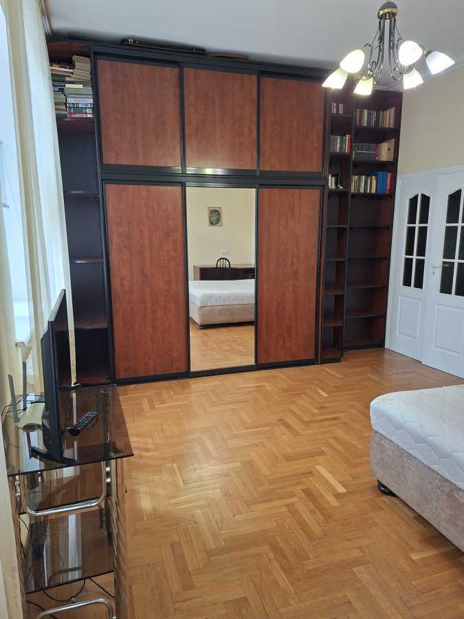 Оренда 2-кімнатної квартири 53 м², Гарматна вул., 18
