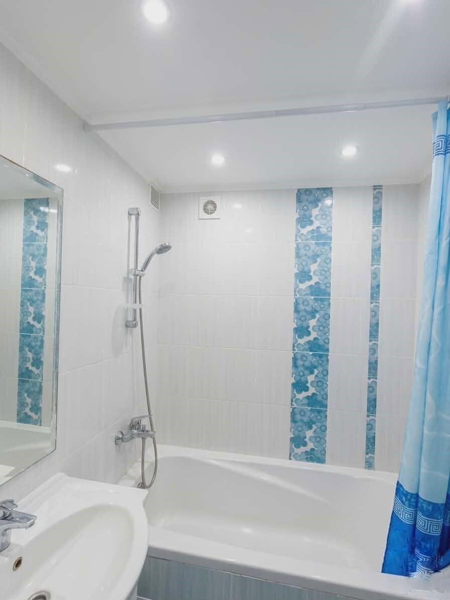 Продаж 4-кімнатної квартири 79.2 м², Липнева 2