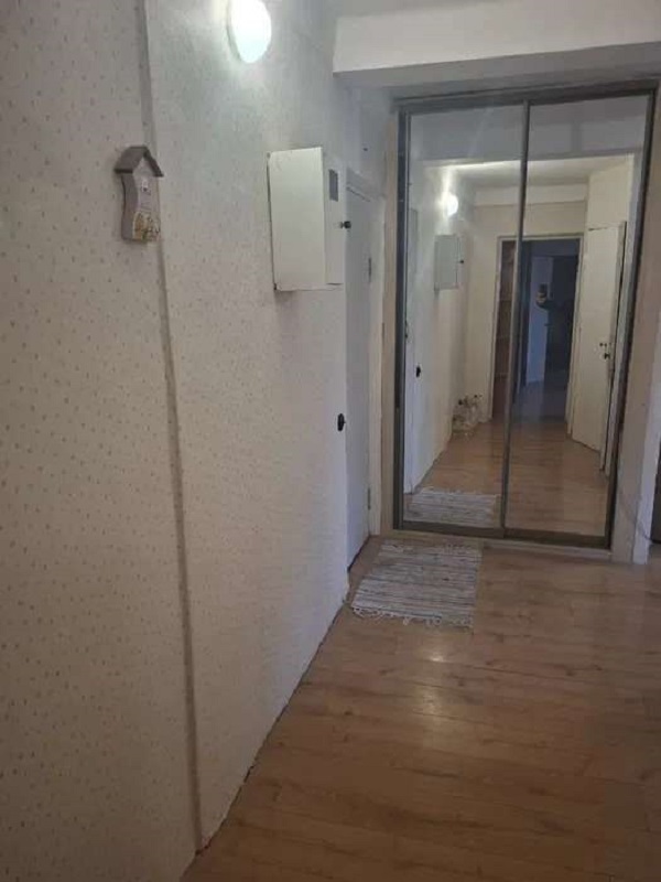 Продажа 3-комнатной квартиры 60 м², Днепровская наб., 9А