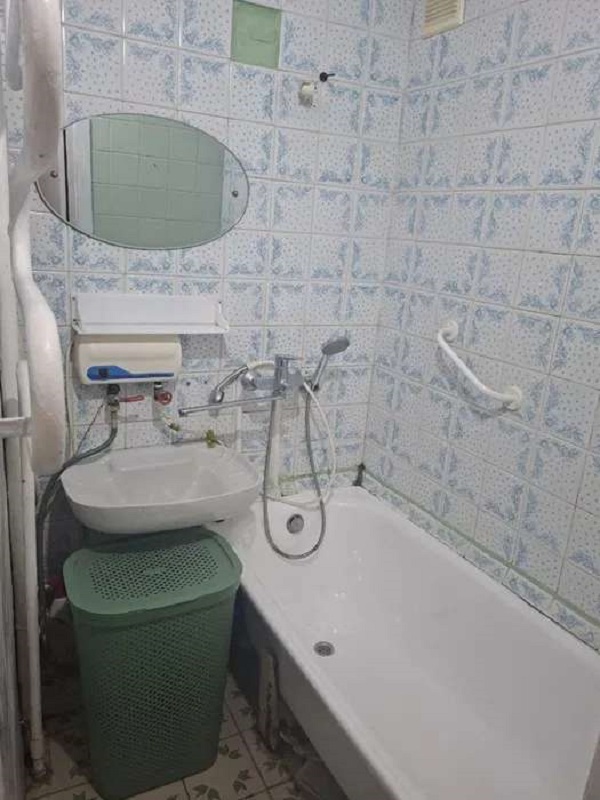Продажа 3-комнатной квартиры 60 м², Днепровская наб., 9А