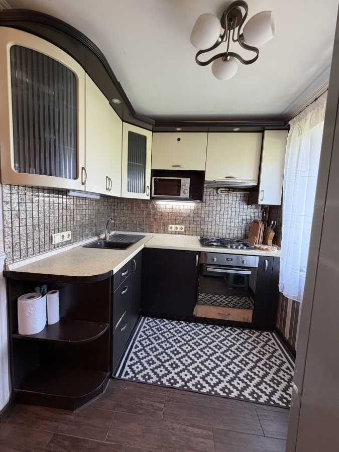 Продаж 3-кімнатної квартири 61 м², Шевченка вул., 7