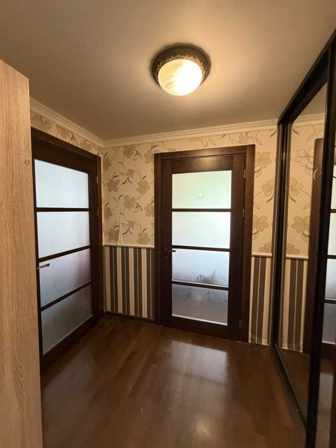 Продаж 3-кімнатної квартири 61 м², Шевченка вул., 7