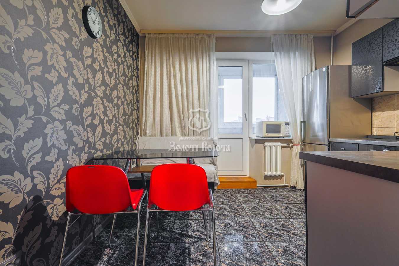 Продажа 3-комнатной квартиры 81.6 м², Анны Ахматовой ул., 15