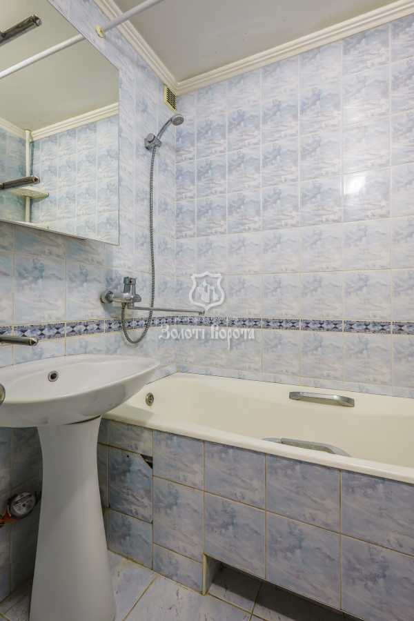 Продажа 3-комнатной квартиры 81.6 м², Анны Ахматовой ул., 15