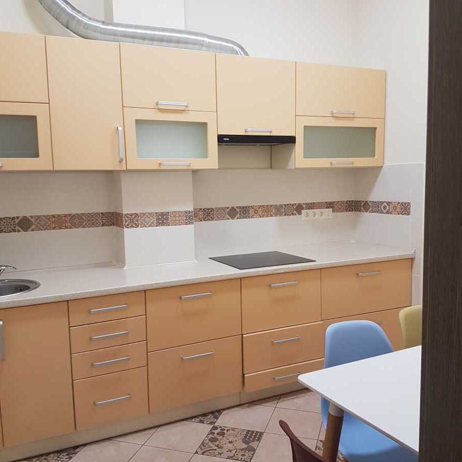 Оренда офісу 92 м², Академіка Глушкова просп., 9В