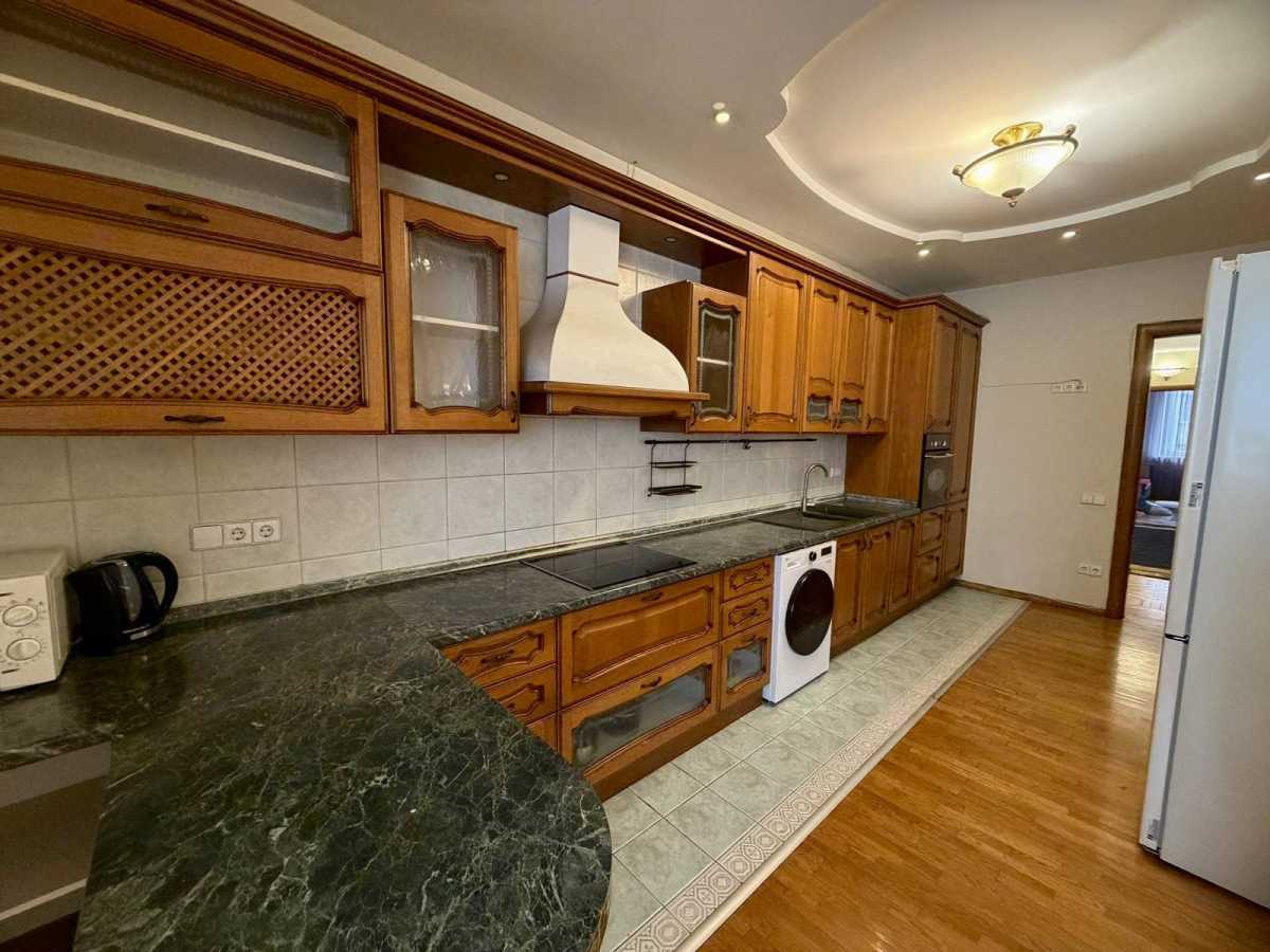 Аренда 4-комнатной квартиры 170 м², Тургенєвська, 45-49
