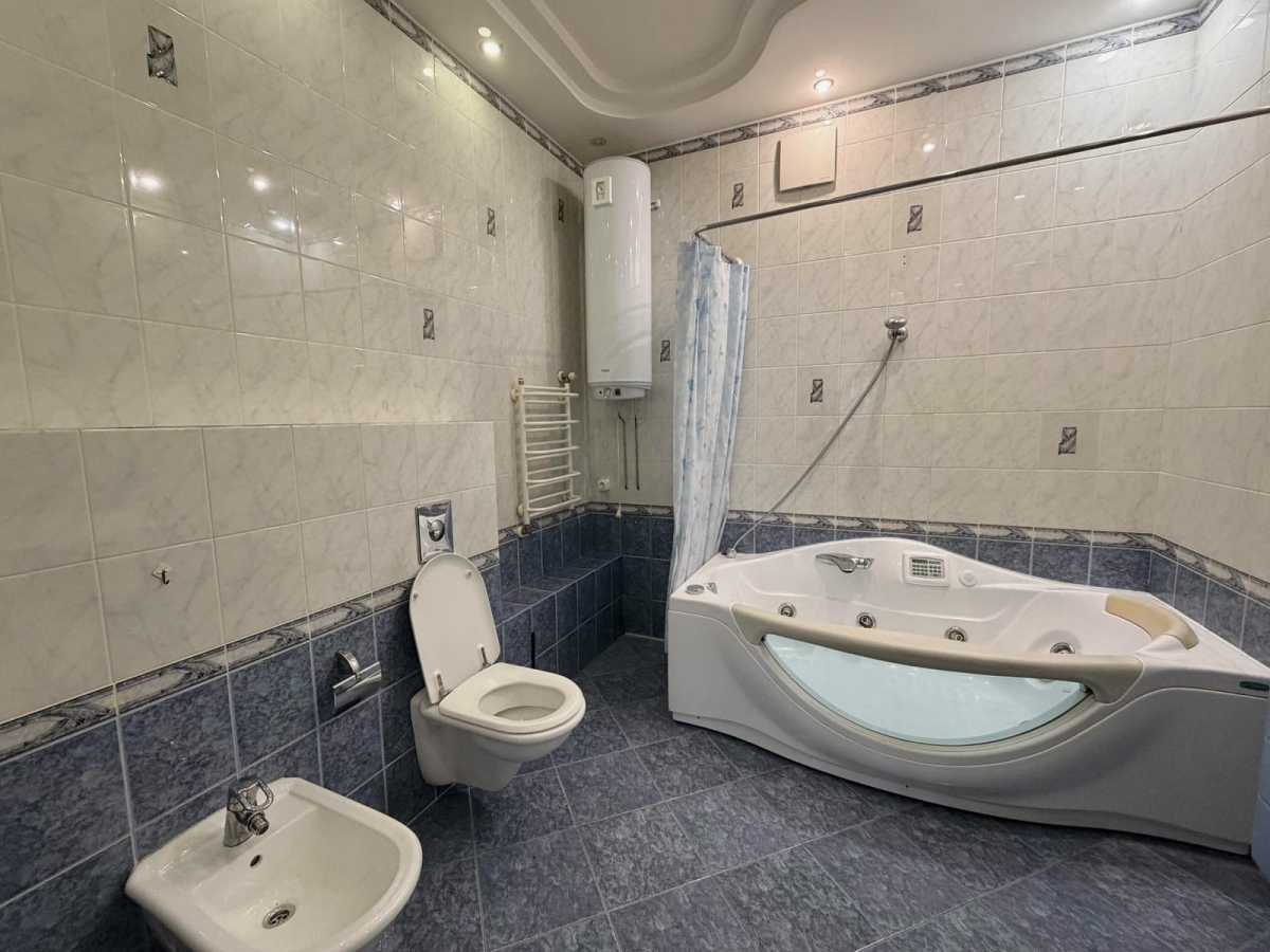 Аренда 4-комнатной квартиры 170 м², Тургенєвська, 45-49