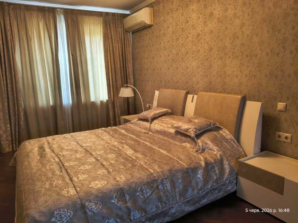Аренда 2-комнатной квартиры 80 м², Маршала Тимошенко ул., 13А