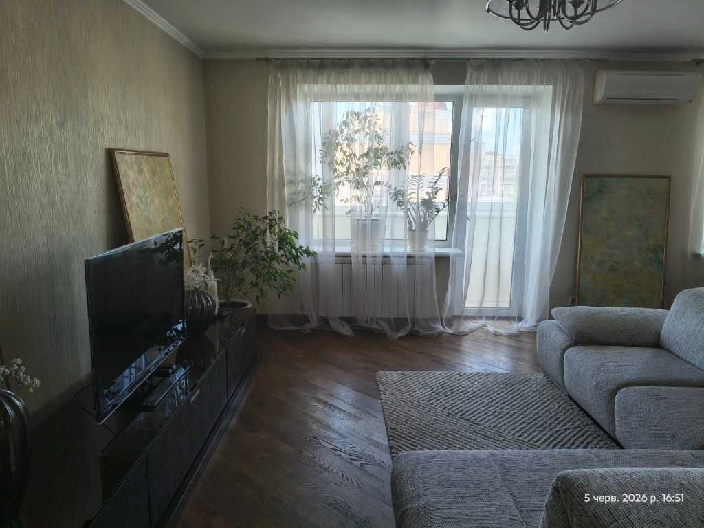 Аренда 2-комнатной квартиры 80 м², Маршала Тимошенко ул., 13А
