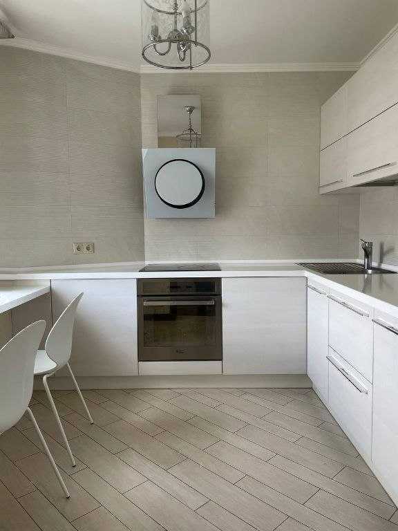 Аренда 2-комнатной квартиры 80 м², Маршала Тимошенко ул., 13А