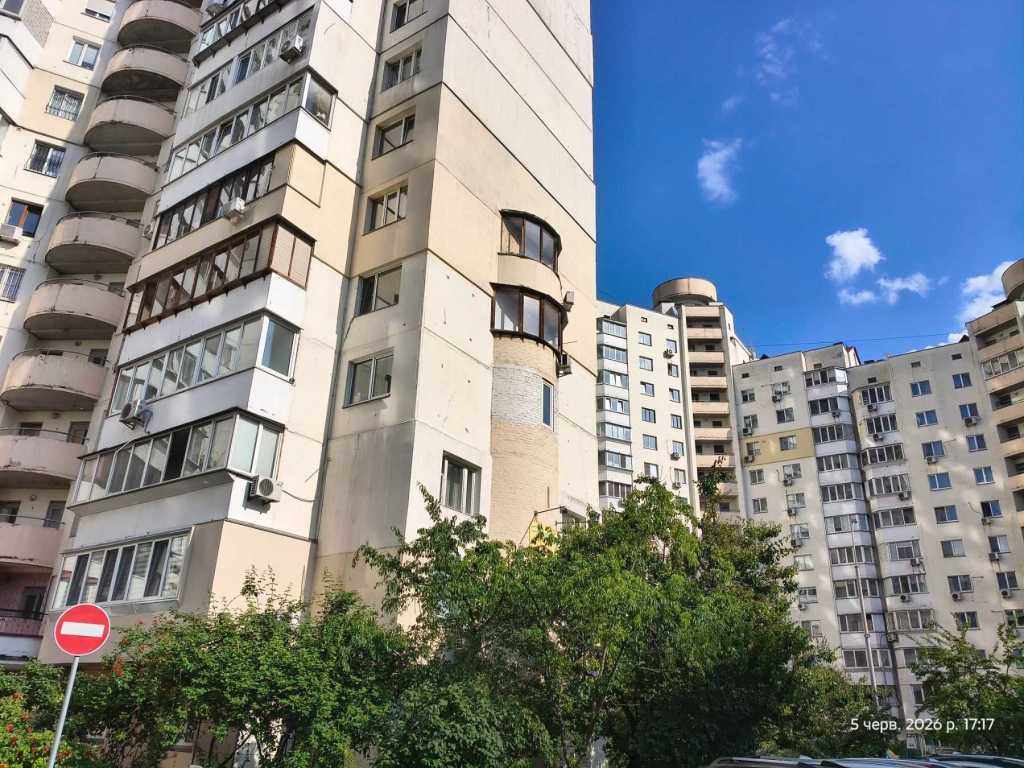 Аренда 2-комнатной квартиры 80 м², Маршала Тимошенко ул., 13А