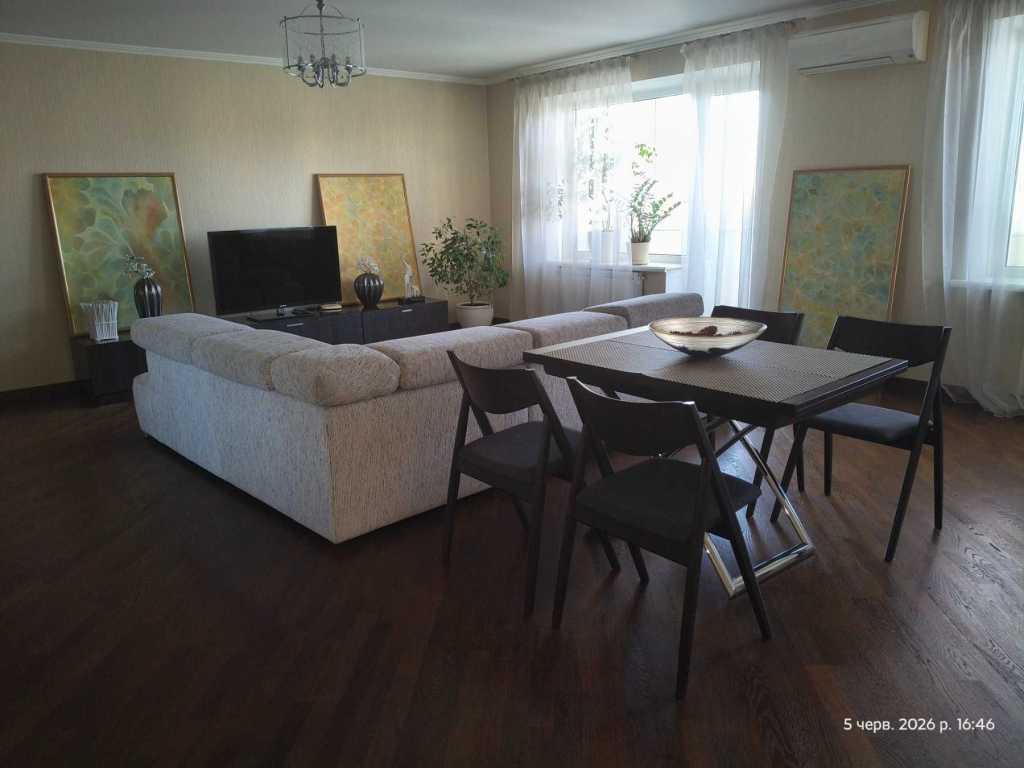 Аренда 2-комнатной квартиры 80 м², Маршала Тимошенко ул., 13А