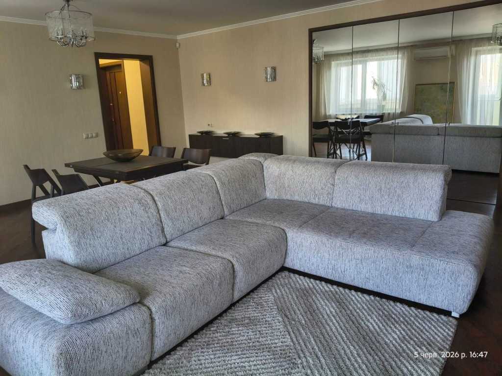 Аренда 2-комнатной квартиры 80 м², Маршала Тимошенко ул., 13А