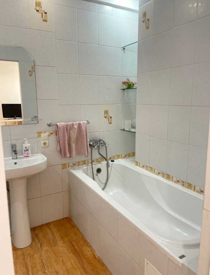 Аренда 1-комнатной квартиры 53 м², Грушевского ул., 7