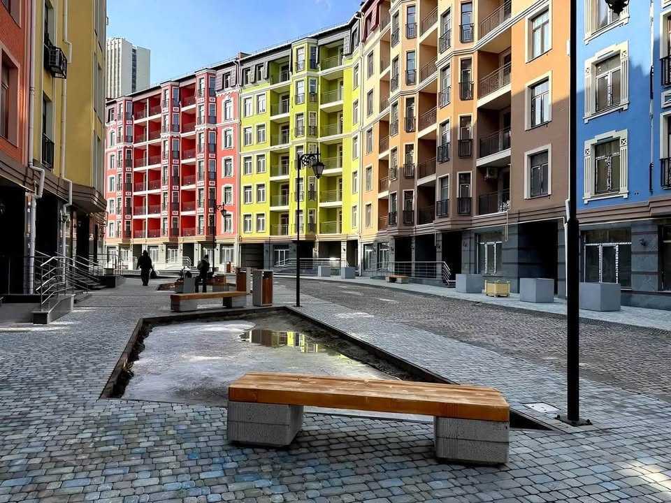 Продаж 2-кімнатної квартири 77.9 м², Дегтярна вул., 17