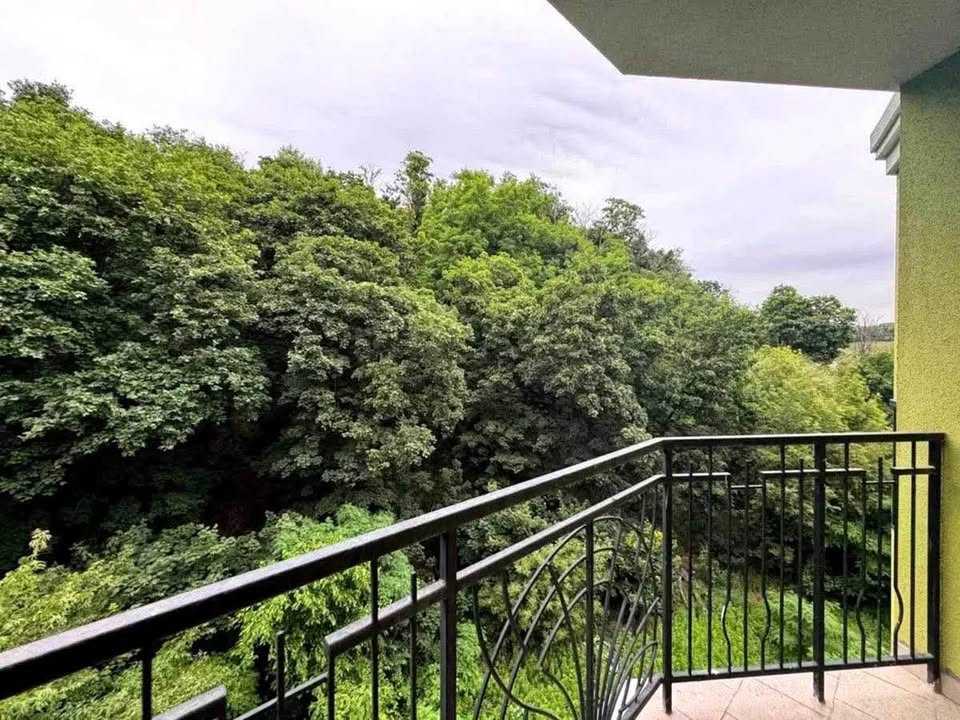 Продаж 2-кімнатної квартири 77.9 м², Дегтярна вул., 17