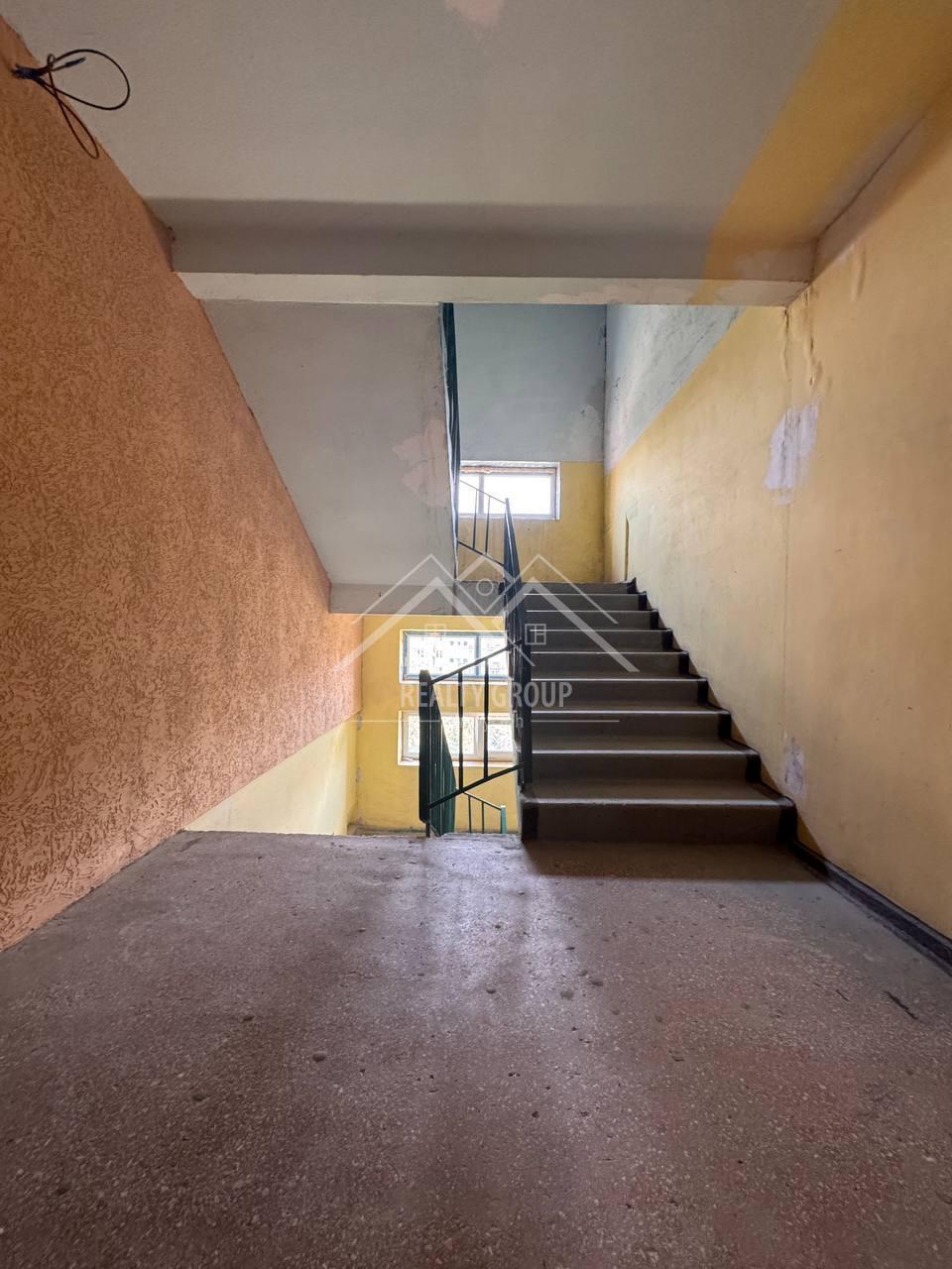 Продажа 4-комнатной квартиры 84.6 м², Павла Глазового ул.