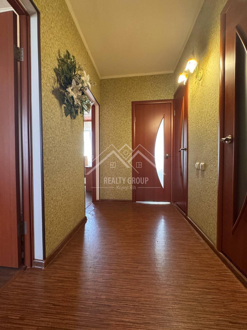 Продажа 4-комнатной квартиры 84.6 м², Павла Глазового ул.