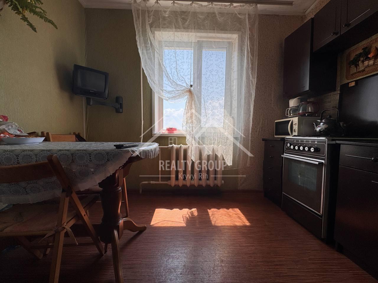 Продажа 4-комнатной квартиры 84.6 м², Павла Глазового ул.