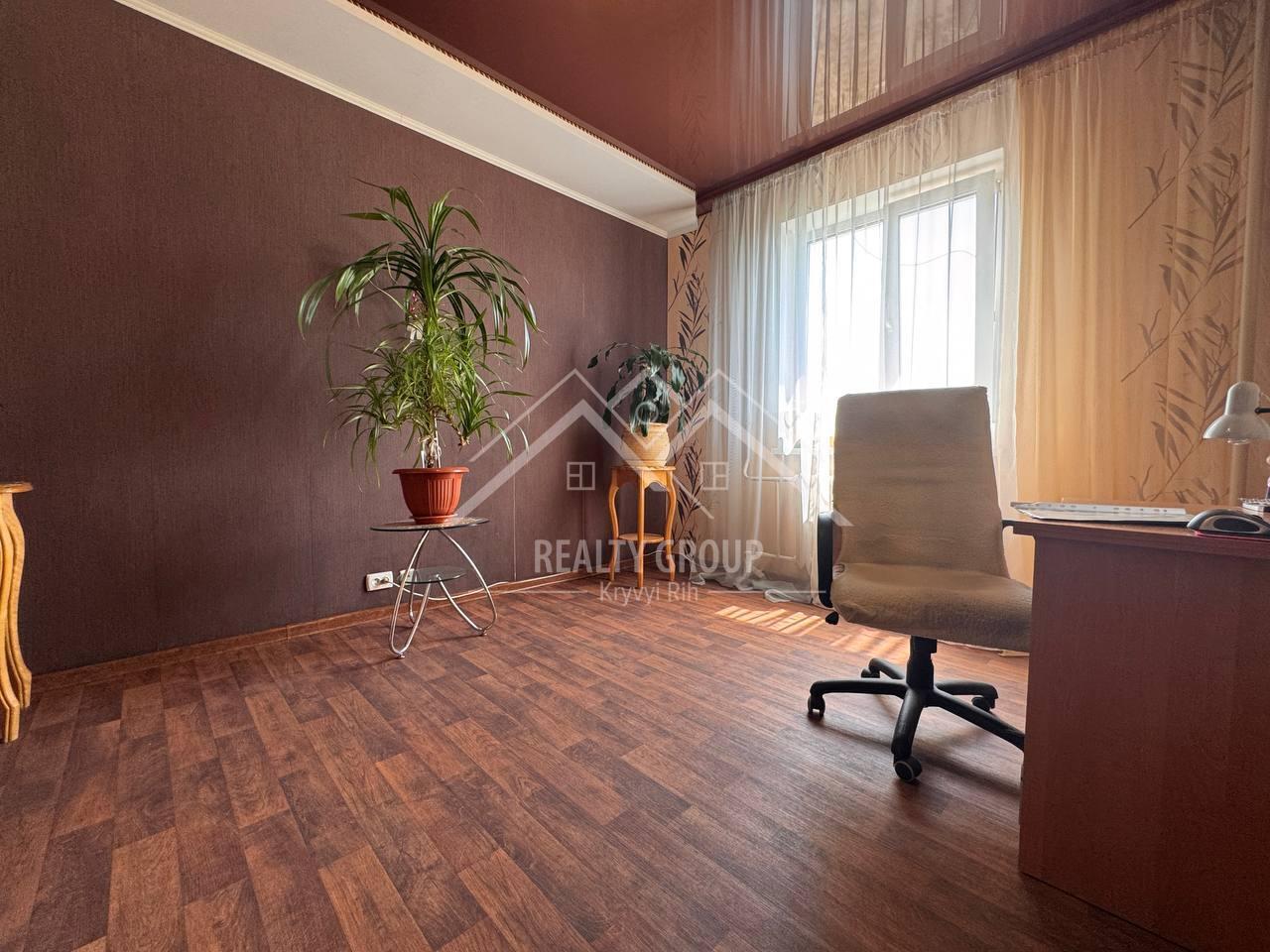 Продажа 4-комнатной квартиры 84.6 м², Павла Глазового ул.