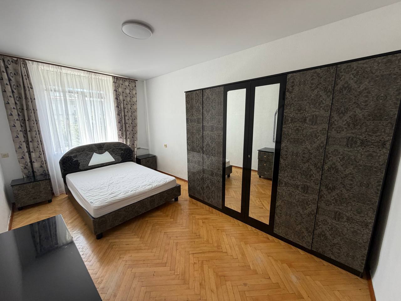 Аренда 2-комнатной квартиры 62 м², Дмитрия Яворницкого просп., 46