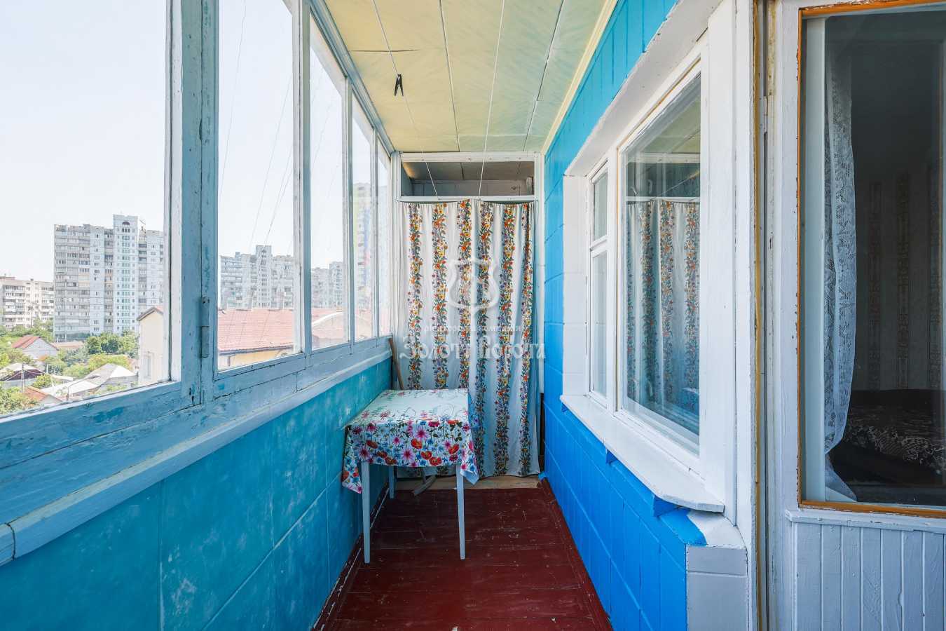 Продаж 2-кімнатної квартири 50.2 м², Сосницька вул., 10