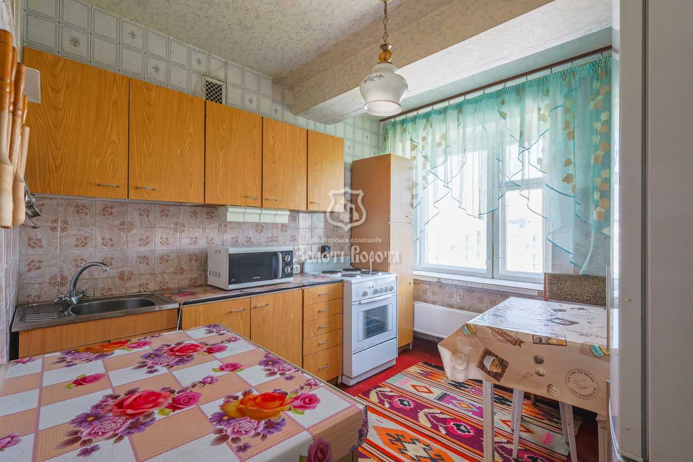 Продаж 2-кімнатної квартири 50.2 м², Сосницька вул., 10