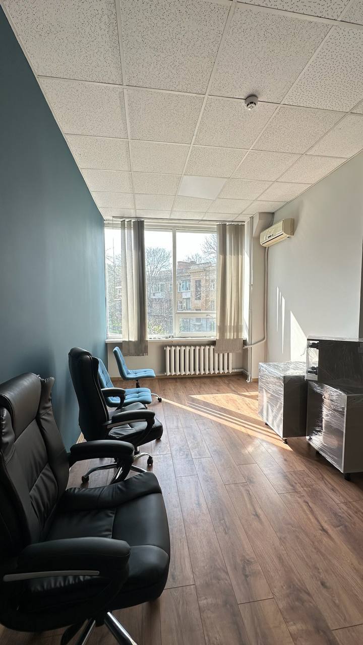 Оренда офісу 5000 м², Гагарина просп., 25