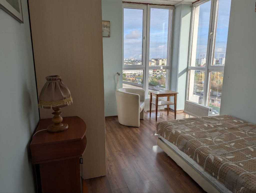 Продажа 5-комнатной квартиры 102 м², Мира ул., 9