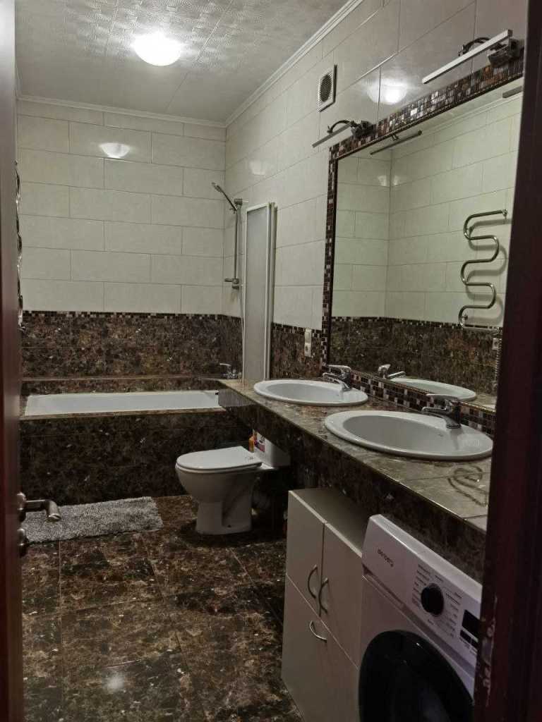 Продажа 5-комнатной квартиры 102 м², Мира ул., 9