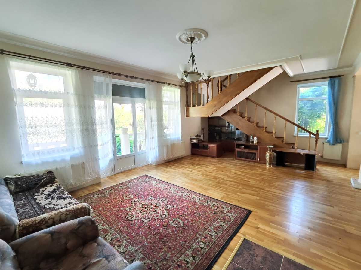 Продаж будинку 196 м², Світанковий, 3
