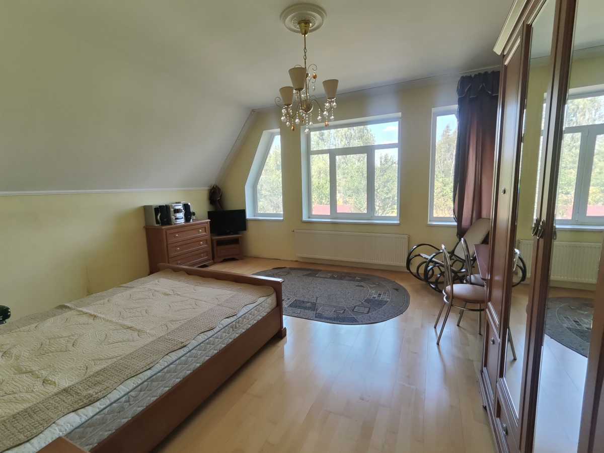 Продаж будинку 196 м², Світанковий, 3