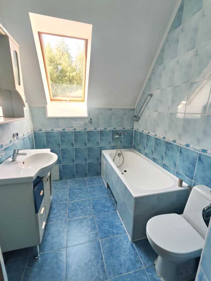 Продаж будинку 196 м², Світанковий, 3