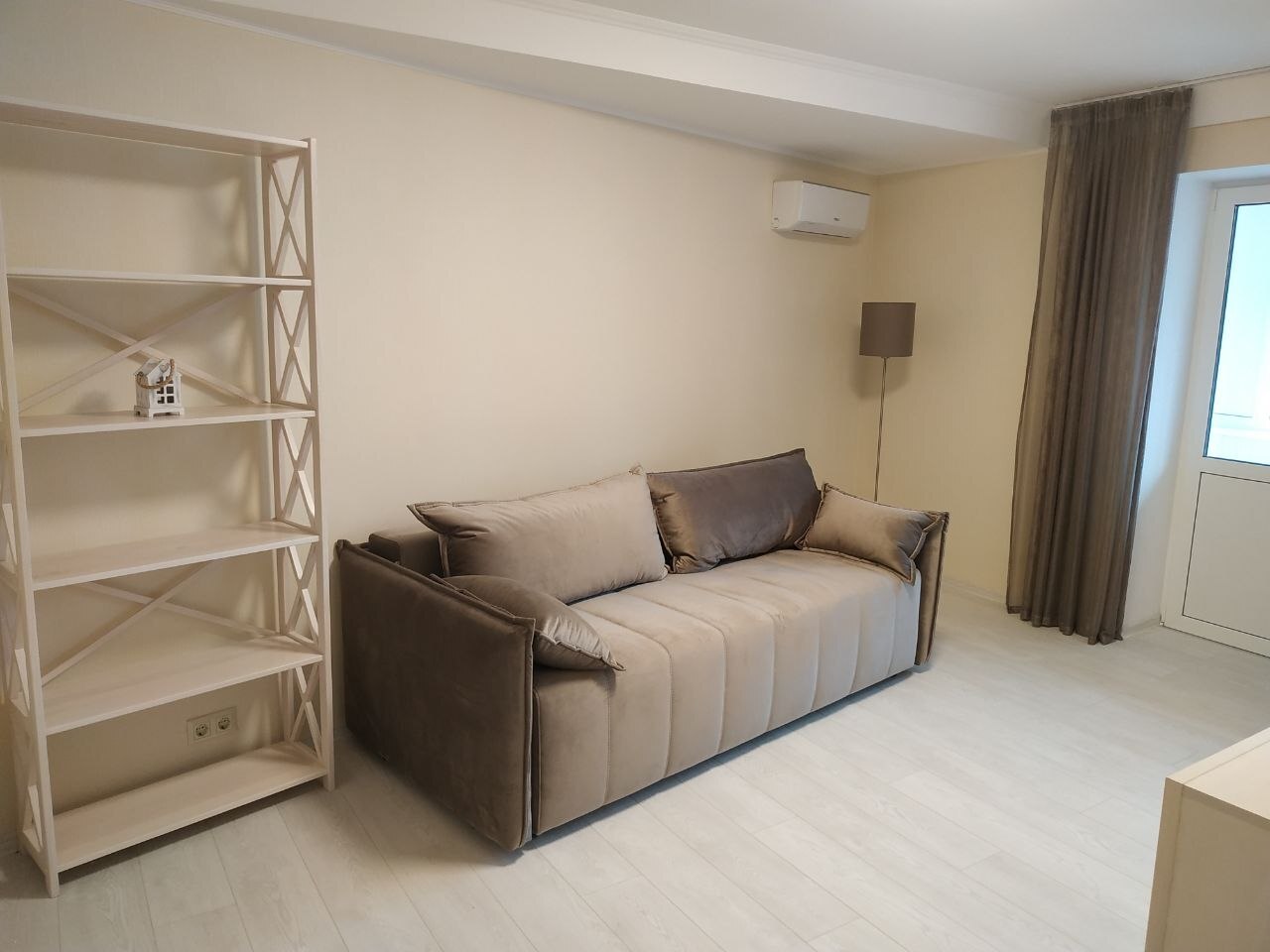 Аренда 2-комнатной квартиры 63 м², Олеся Гончара ул., 46/48