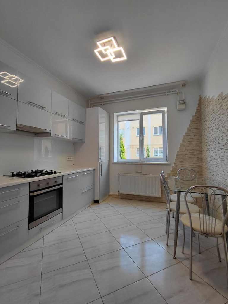 Продажа 2-комнатной квартиры 52 м², Ивана Багряного ул., 23