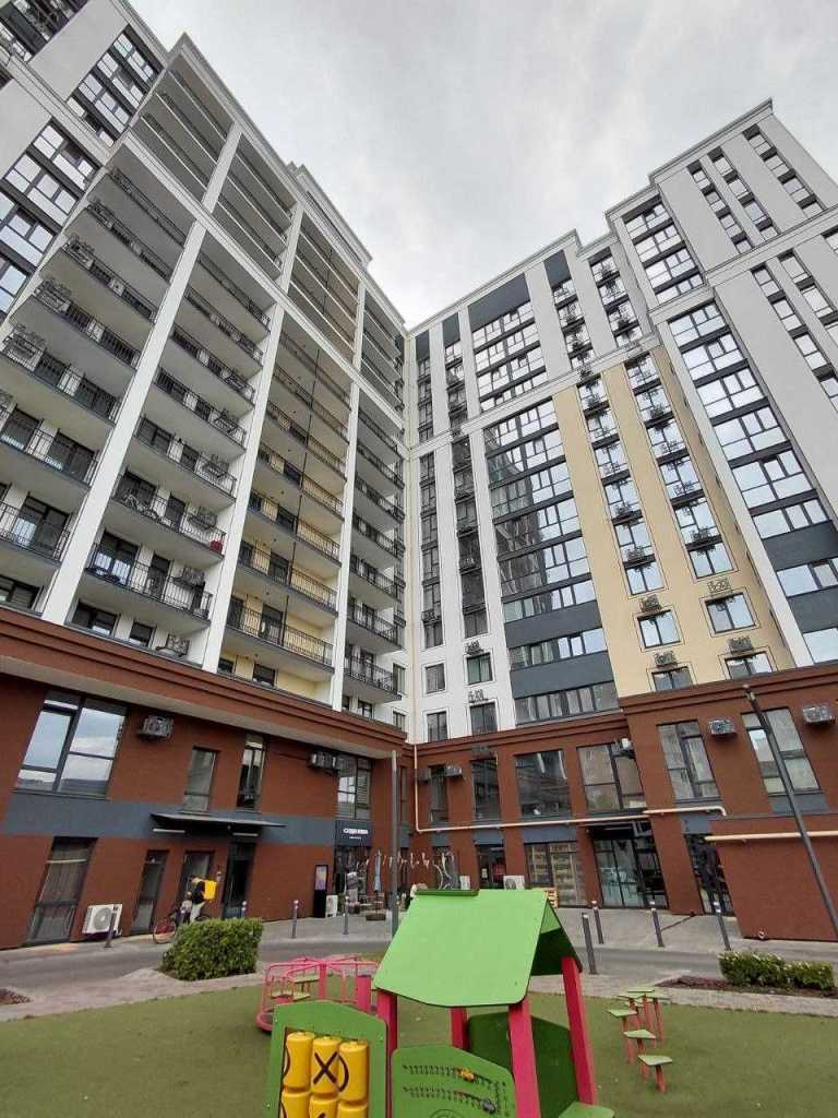 Продажа 1-комнатной квартиры 44 м², Ровенская ул., 4