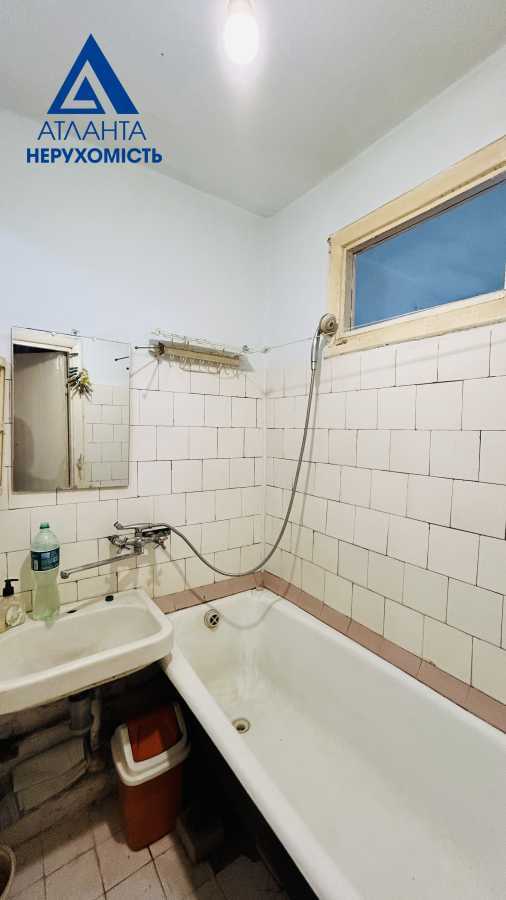 Продажа 3-комнатной квартиры 60 м², Коперника ул., 66А