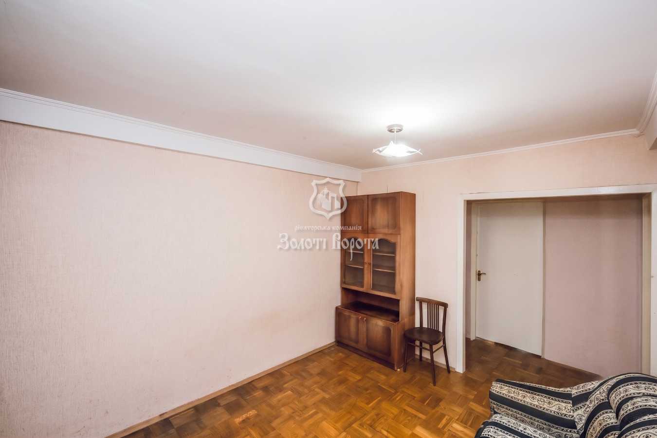 Продаж 2-кімнатної квартири 51.5 м², Будівельників вул., 6А