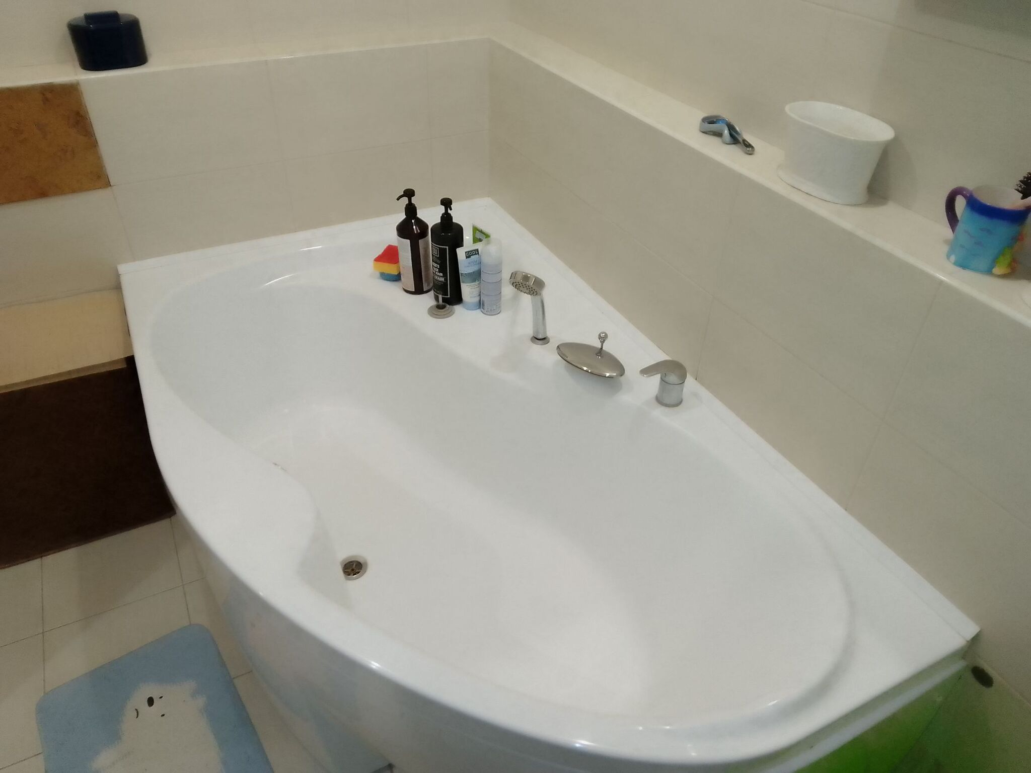 Аренда 3-комнатной квартиры 94 м², Драгоманова ул., 1К